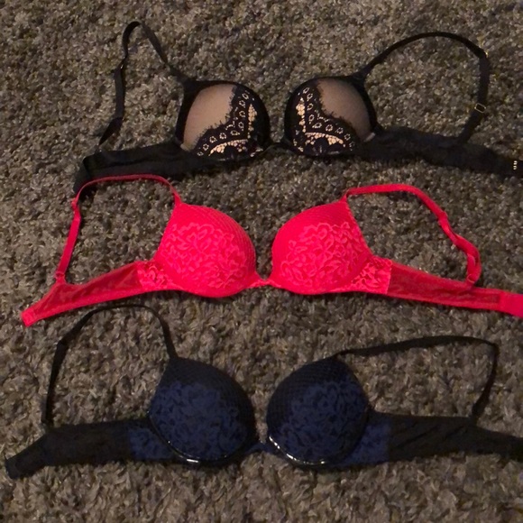 Victoria's Secret Other - Three Victoria Secret “Very sexy” size 34A bras.